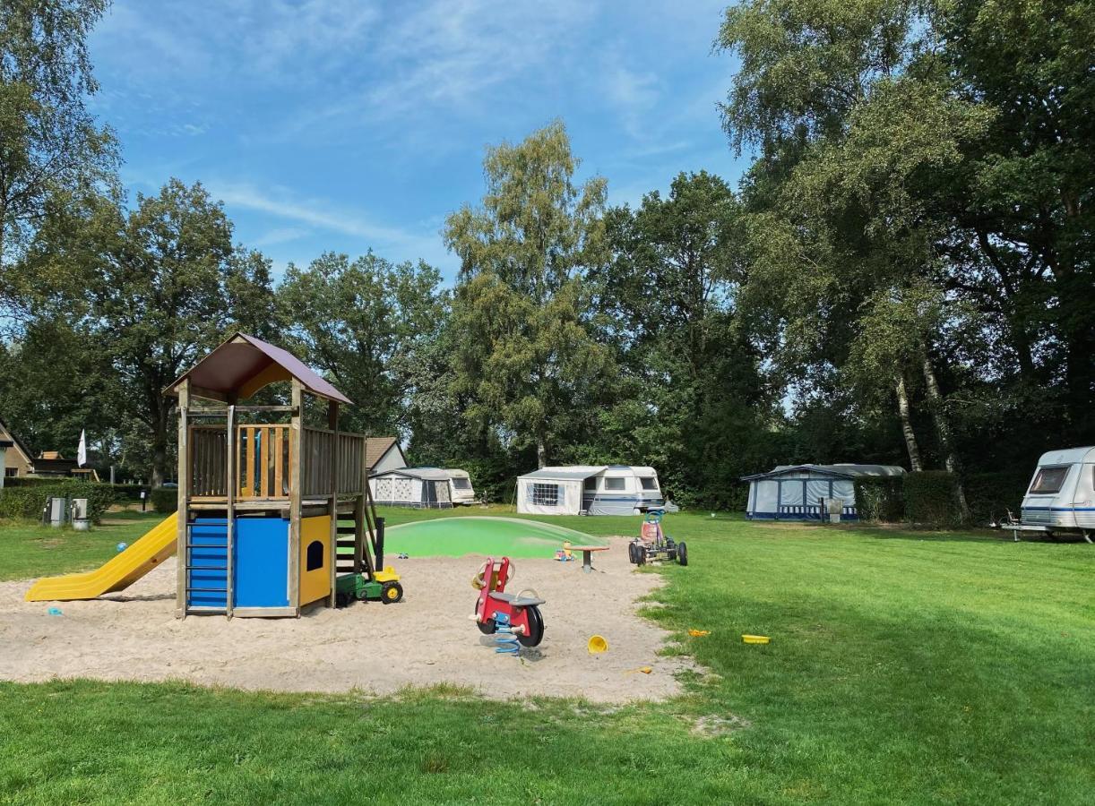 Camping De Vinkenkamp Lieren Extérieur photo